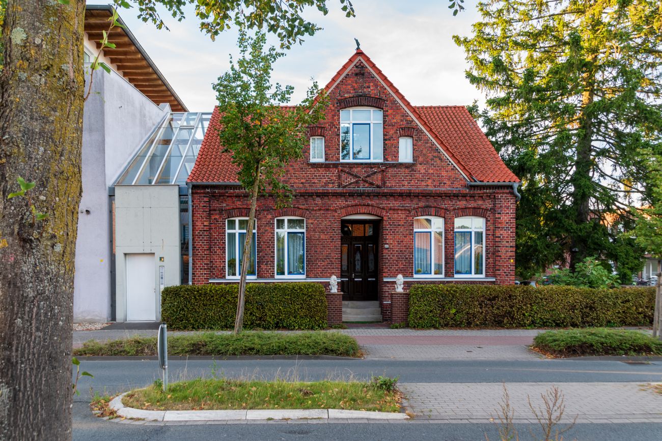 Extension maçonnée sur maison en brique